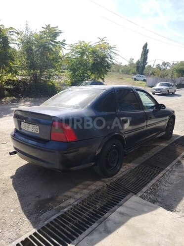 Opel Vectra 1999, 370,000 km - 1.6 l - Qusar