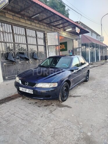 Opel Vectra 1999, 370,000 km - 1.6 l - Qusar