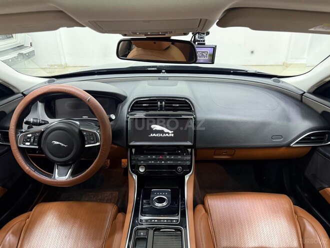 Jaguar XE 2018, 115,000 km - 2.0 l - Bakı
