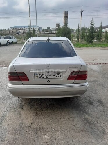 Mercedes E 230 1995, 35,000 km - 2.3 l - Şirvan