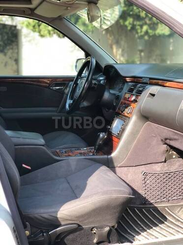Mercedes E 240 1998, 370,000 km - 2.4 л - Bakı