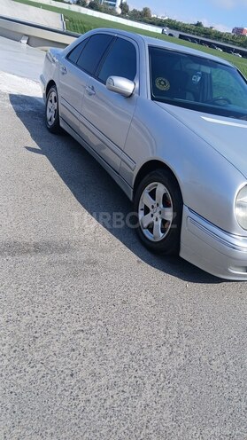 Mercedes E 240 1998, 370,000 km - 2.4 л - Bakı