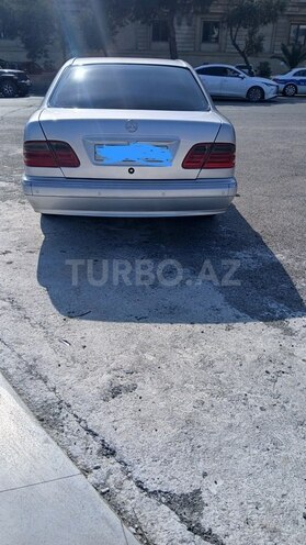 Mercedes E 240 1998, 370,000 km - 2.4 л - Bakı
