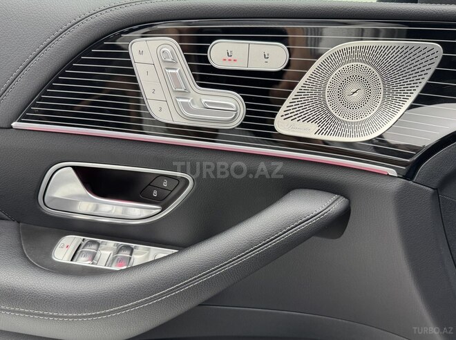 Mercedes  2025, 11,700 km - 2.0 l - Bakı