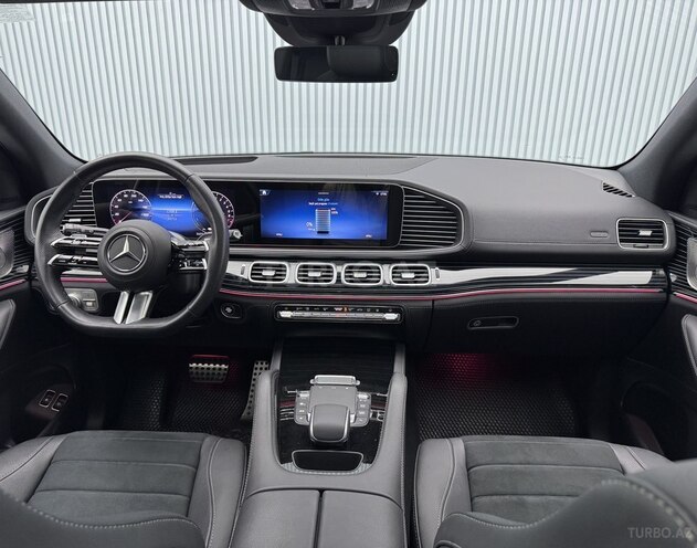 Mercedes  2025, 11,700 km - 2.0 l - Bakı