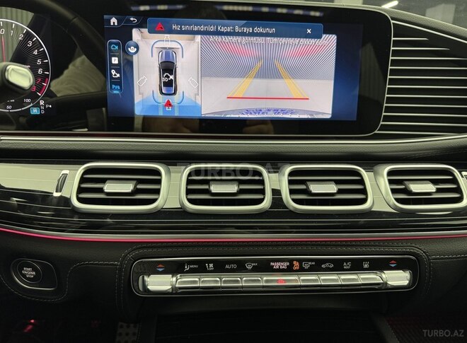 Mercedes  2025, 11,700 km - 2.0 l - Bakı