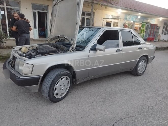 Mercedes 190 1989, 150,000 km - 2.0 l - Ağcabədi