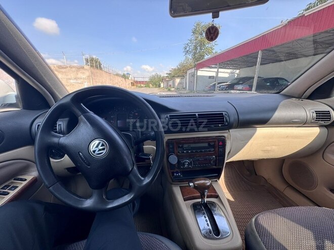 Volkswagen Passat 2000, 180,000 km - 1.8 l - Bakı