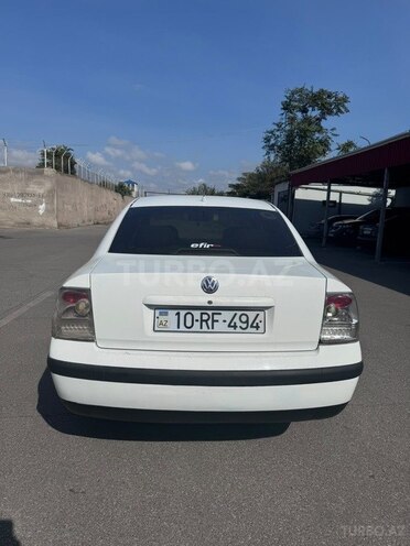 Volkswagen Passat 2000, 180,000 km - 1.8 l - Bakı