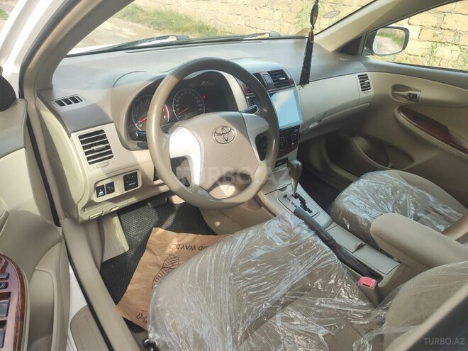 Toyota Corolla 2010, 270,000 km - 1.8 л - Bakı