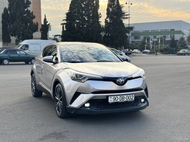 Toyota C-HR 2020, 28,600 km - 1.8 l - Gəncə