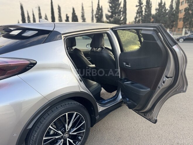 Toyota C-HR 2020, 28,600 km - 1.8 l - Gəncə