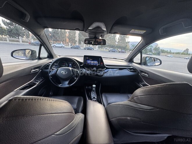 Toyota C-HR 2020, 28,600 km - 1.8 l - Gəncə