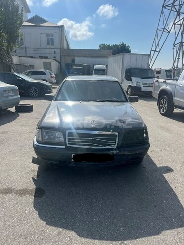 Mercedes C 180 1997, 275,235 km - 1.8 l - Bakı