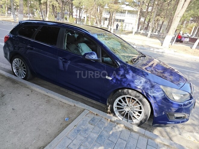 Opel Astra 2012, 200,000 km - 1.3 l - Bakı