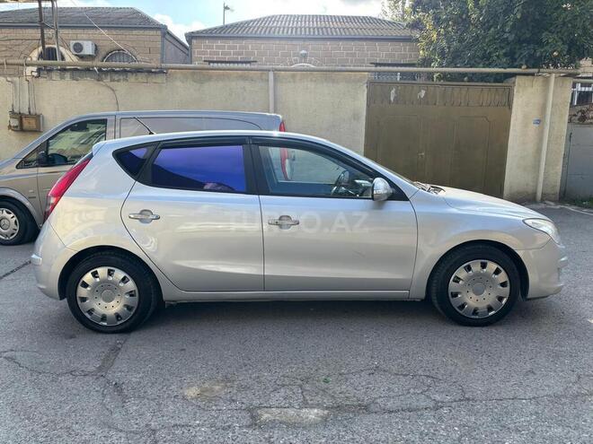 Hyundai i30 2011, 289,000 km - 1.6 l - Bakı