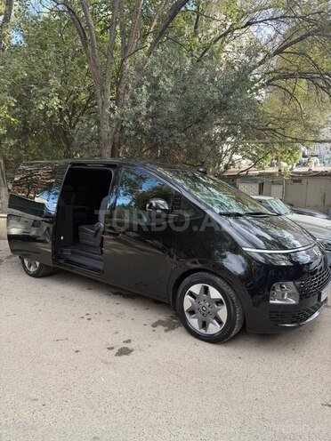 Hyundai Staria 2022, 65,000 km - 2.2 l - Bakı