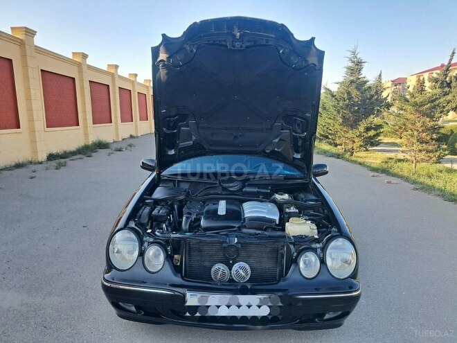 Mercedes E 270 1999, 325,600 km - 2.7 l - Sumqayıt