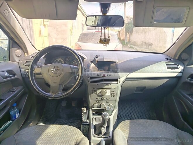 Opel Astra 2004, 300,000 km - 1.4 l - Bakı