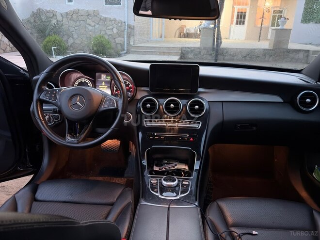 Mercedes  2017, 232,000 km - 2.0 l - Bakı