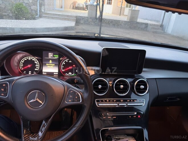 Mercedes  2017, 232,000 km - 2.0 l - Bakı