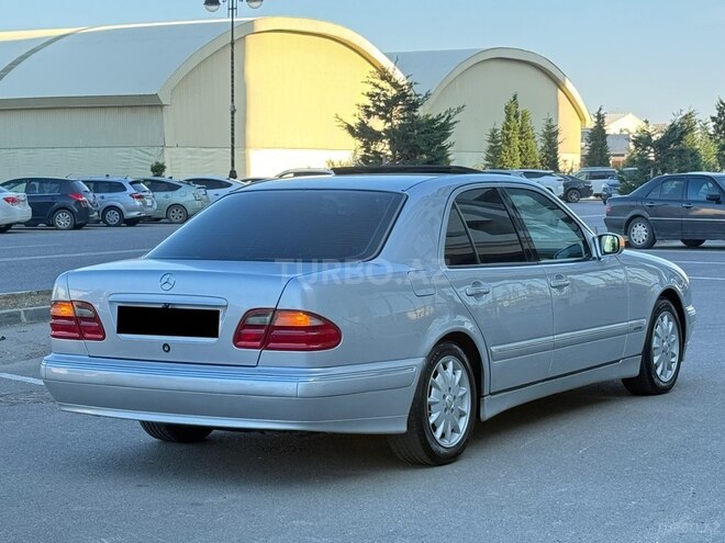 Mercedes E 270 1999, 288,412 km - 2.7 l - Bakı