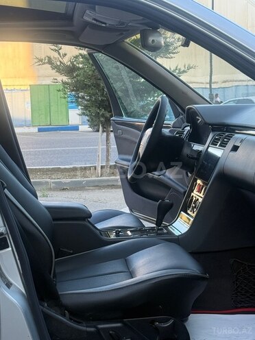 Mercedes E 270 1999, 288,412 km - 2.7 l - Bakı