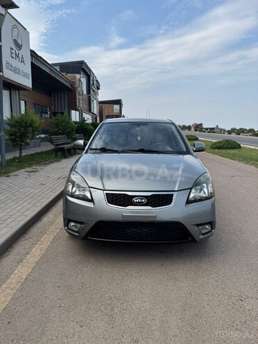 Kia Rio 2010, 457,000 km - 1.4 l - Şəmkir