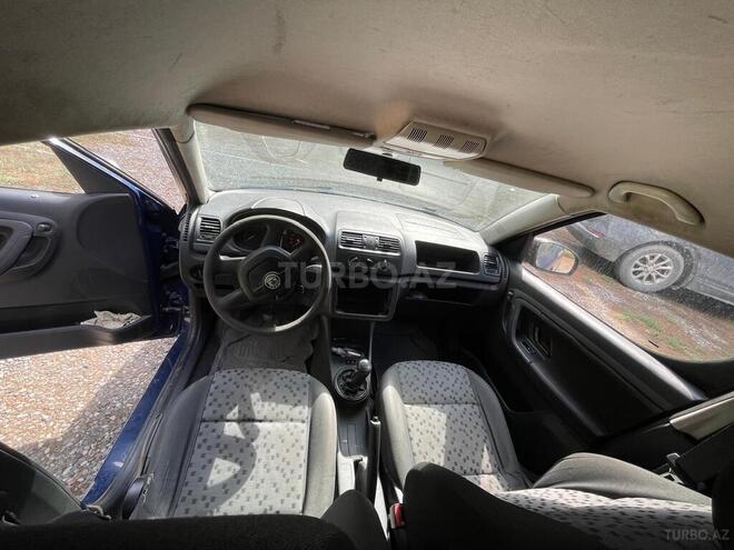 Skoda Roomster 2011, 342,000 km - 1.4 l - Bakı