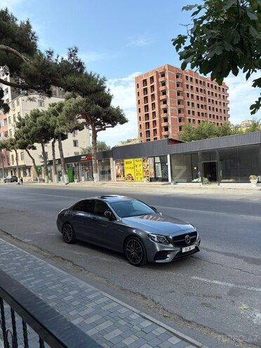Mercedes E 300 d 2019, 109,000 km - 2.0 l - Bakı