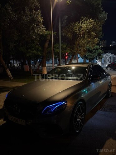 Mercedes E 300 d 2019, 109,000 km - 2.0 l - Bakı