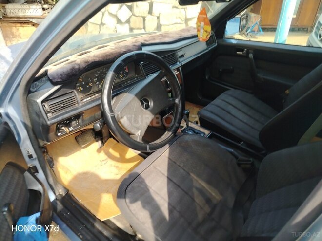 Mercedes 190 1991, 586,685 km - 2.0 l - Astara