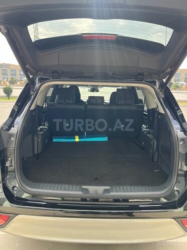 Toyota Highlander 2022, 118,000 km - 2.5 л - Bakı