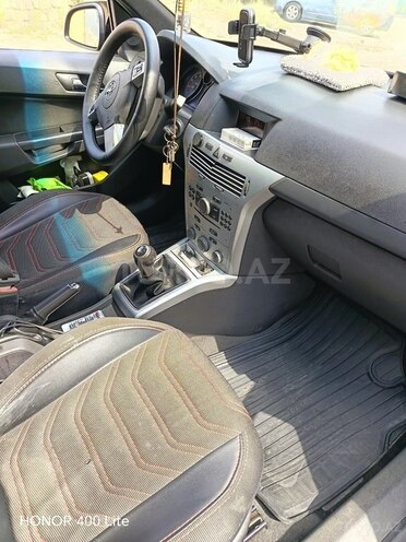 Opel Astra 2009, 290,000 km - 1.4 l - Bakı