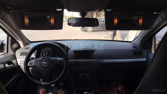 Opel Astra 2004, 240,000 km - 1.4 l - Sumqayıt