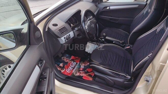 Opel Astra 2004, 240,000 km - 1.4 l - Sumqayıt