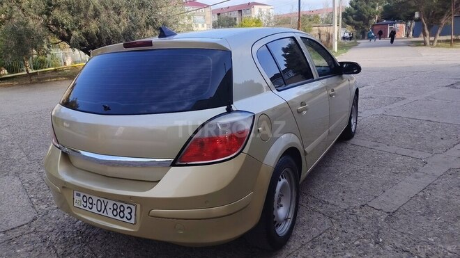 Opel Astra 2004, 240,000 km - 1.4 l - Sumqayıt