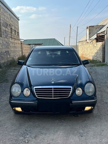 Mercedes E 240 1999, 337,000 km - 2.4 л - Gəncə