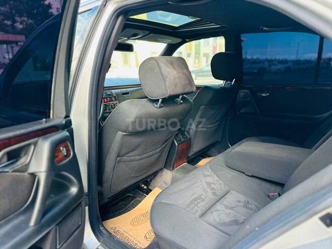 Mercedes E 230 1997, 345,000 km - 2.3 l - Sumqayıt