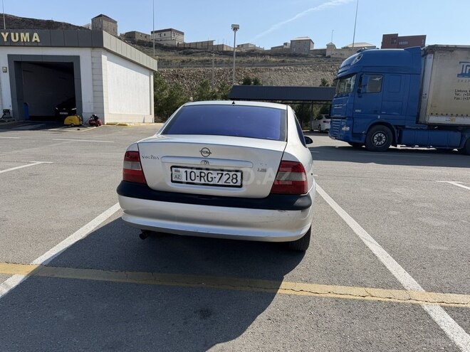 Opel Vectra 1996, 265,000 km - 1.8 l - Bakı