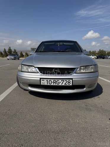 Opel Vectra 1996, 265,000 km - 1.8 l - Bakı