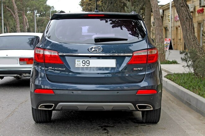Hyundai Grand Santa Fe 2015, 176,000 km - 2.2 l - Bakı