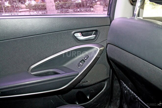 Hyundai Grand Santa Fe 2015, 176,000 km - 2.2 l - Bakı