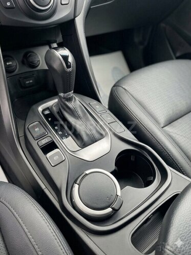 Hyundai Grand Santa Fe 2015, 176,000 km - 2.2 l - Bakı