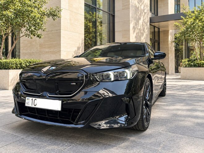 BMW i5 2023, 21,000 km - 0.0 l - Bakı