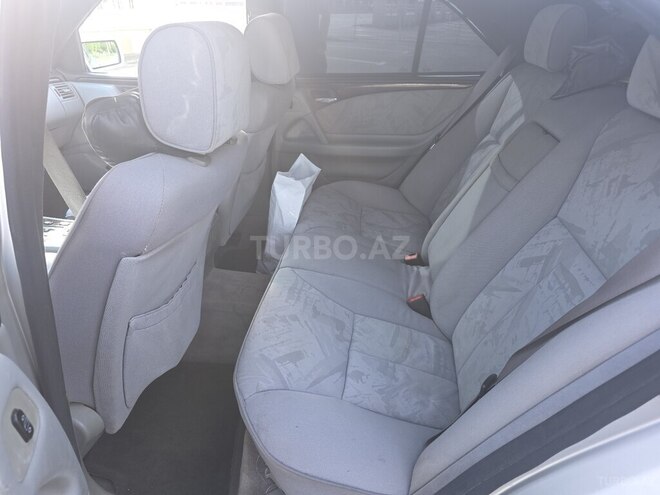 Mercedes E 230 1997, 500,000 km - 2.3 л - Quba