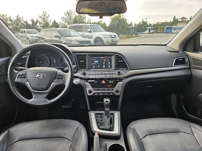 Hyundai Elantra 2016, 210,000 km - 2.0 l - Bakı