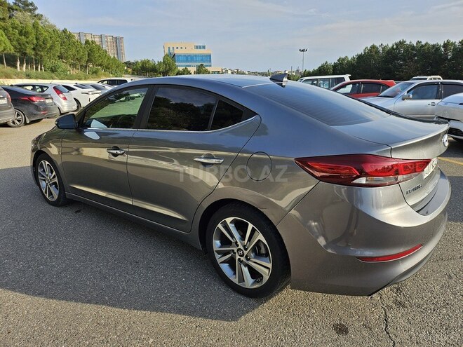 Hyundai Elantra 2016, 210,000 km - 2.0 l - Bakı