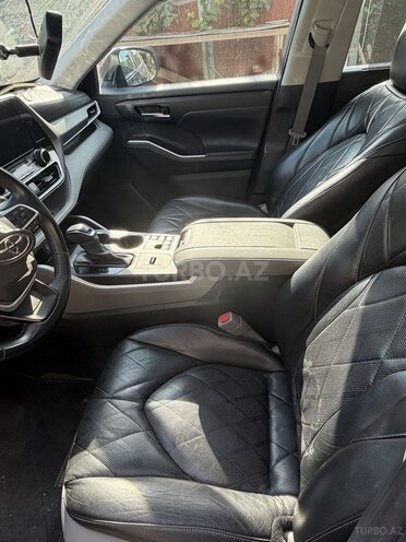 Toyota Highlander 2022, 105,452 km - 2.5 l - Bakı