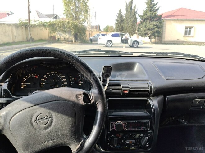 Opel Astra 1995, 529,000 km - 1.6 l - Bakı